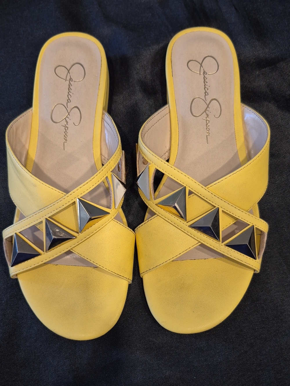 Jessica Simpson Madrie Yellow Pyramid-Stud Slide Mules